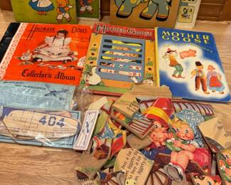 232 VintageToysKitesPuzzlesBooks