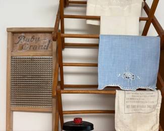 221 VintageFederalWashboardCoLaundryCollection