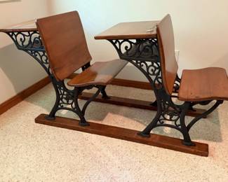 41 WoodandCastIronSchoolDesks