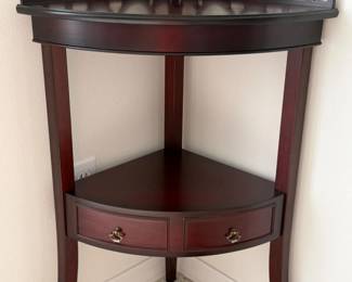 83 TheBombayCompanyCornerAccentTable