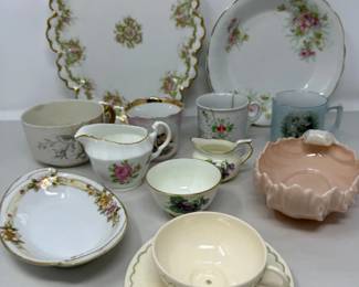 273 VarietyChinaCupsCreamersBowls