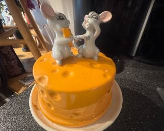 Vintage kitchen decor