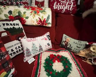 Christmas decorations in Haverty sofa