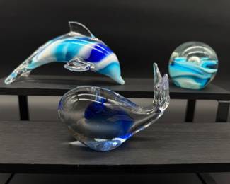 43 GlassBallDolphinWhalePaperweight