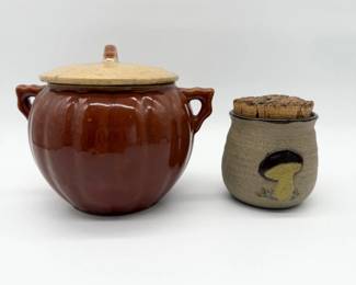 72 VintagePeedeecoWattPumpkinBeanPotMushroomPotterywCorkLid