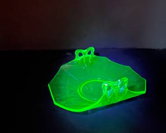 URANIUM BON BON DISH