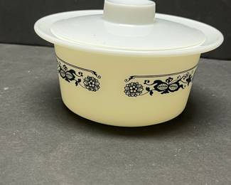PYREX OLD TOWN BLUE BUTTER DISH