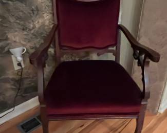 VICTORIAN VELVET ARM CHAIR