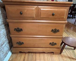 MAPLE CHEST