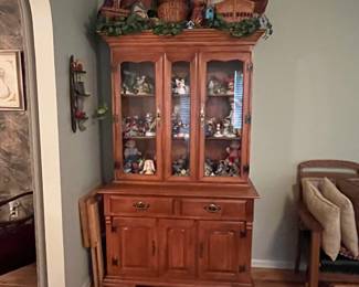 MAPLE HUTCH