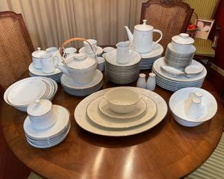 Noritake "Casablanca" Dinnerware Set
