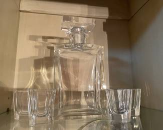 Square Glass Decanter & 4 Shot Glasses