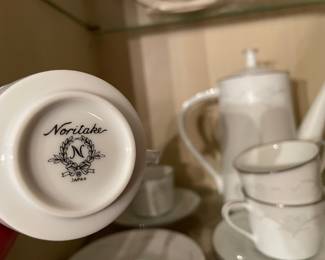 Noritake "Casablanca" Dinnerware Set