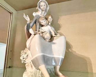 Lladro "Mother with Children" Figurine