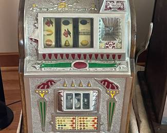 Mills vintage slot machine 