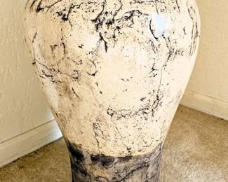 Decorative artistic pottery