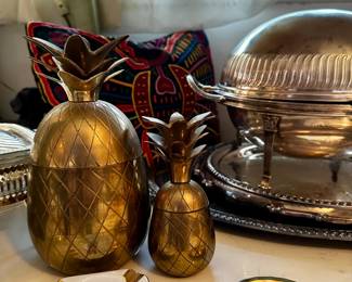 Collectibles & Curiosities
