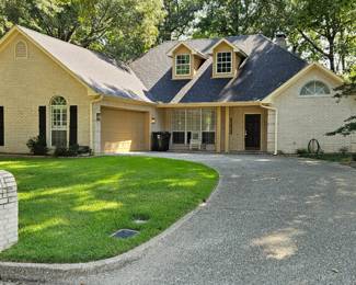 Please be respectful of driveways and mailboxes!