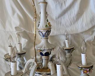 Chandelier 
