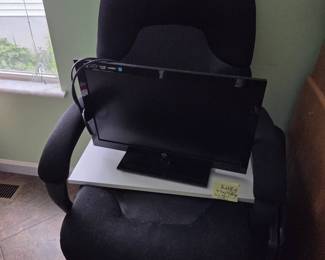 Monitor 20.00 Office chair 20.00