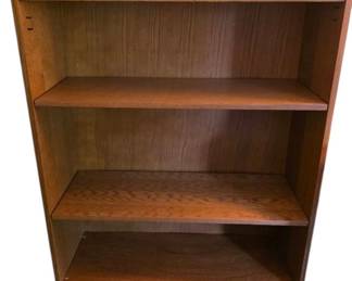 Bookcase With Adjustable Shelves