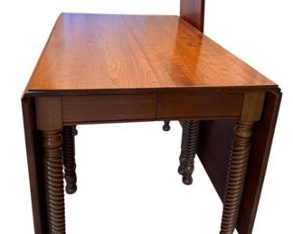 Willett Wildwood Cherry Dropped Leaf Table w Center Leaf