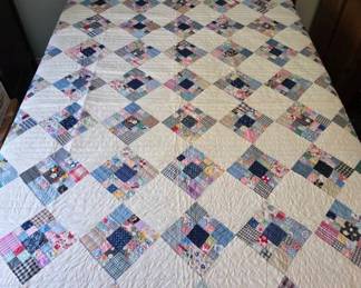 Vintage Diamond In The Square Homemade Quilt 72 X 88