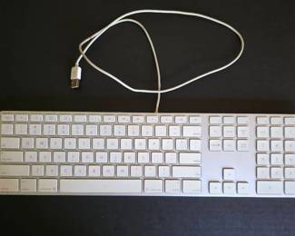 Apple 2007 Keyboard Model A1243 Untested