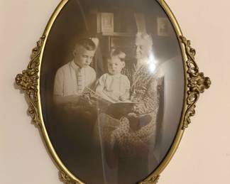 006 Antique Bubble Picture Frame 22 x 15
