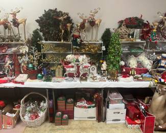 You will find ALL your holiday decor right here!