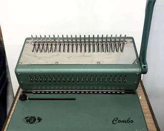 Combo Binder - General Binding Corporation GBC Model 121-KM