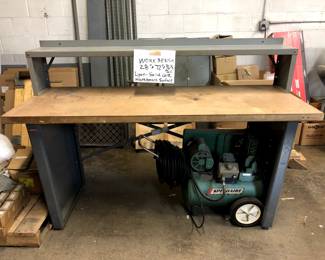 Lyon Heavy-Duty Workbench