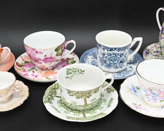 Porcelain Tea Cups/Saucers