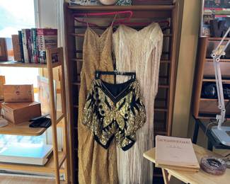 'The Golden Sisters' Stage costumes