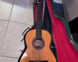 Classical Guitar in cases that 'The Golden Girls' played on