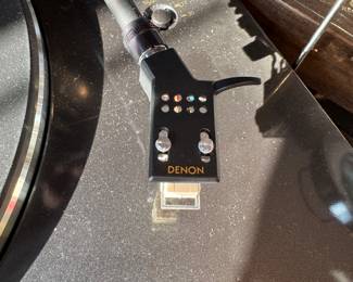 Denon turning table