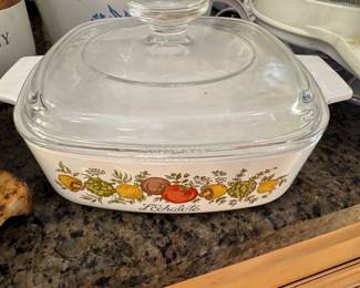 Vintage CorningWare Spice of Life L’Echalote Casserole Dish with Glass Lid – Rare Collectible Bakeware