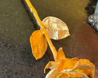 24K Gold Dipped Rose – Elegant Forever Keepsake Flower Decoration