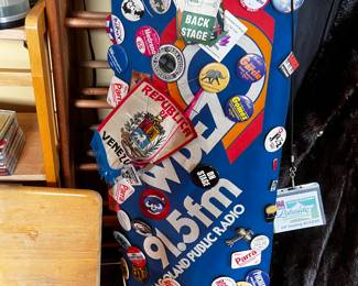 Vintage pins Jazz Radio concerts