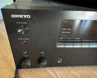 ONKYO
