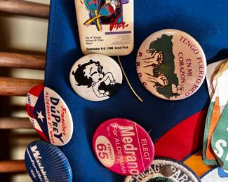 Vintage pins Jazz Radio concerts