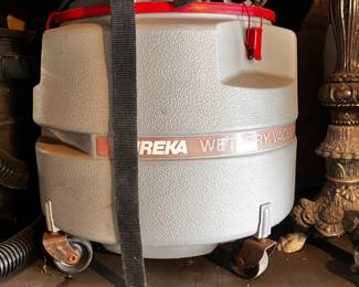 Eureka dry vac