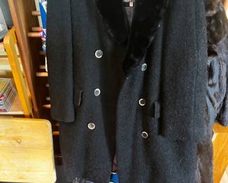 Boucle Coat Cortefiel crafters for centures made in Spain