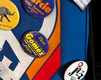 Vintage pins Jazz Radio concerts