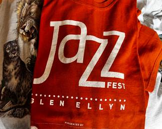 vintage graphic TShirt