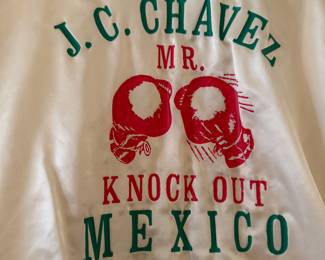 J. C. Chavez Mr. Knock Out Mexico original jacket given to Victor Parra by J.C. Chavez himself, Julio Cesar Chavez 'El Gran Campeon Mexicano'
