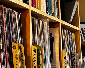 Records library M. SANTAMARIA, TOMMY OLIVENCIA, RICARDO RAY, SONORA PONCENA, TITO RODRIGUEZ, NAVIDENOS, WILLIE ROBO, M. SANTAMARIA, TOMMY OLIVENCIA, PALMIERI, TITO PUENTE, TIPICA-73, MACHITO, LOUIE RAMIREZ, WILLIE RODRIGUEZ, PEREZ PRADO, CHABARRO,