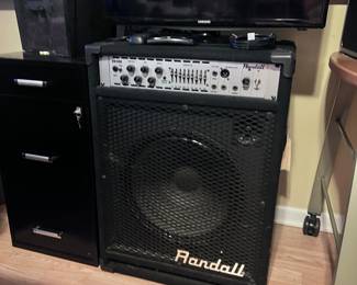 Samsung Flat Screen HDTV with Remote and HDMI Cable