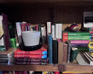 1. The Power – Rhonda Byrne
2. The Secret – Rhonda Byrne
3. Bolivia Handbook – Footprint Books
4. South American Handbook 2000 – Footprint Books
5. Caribbean Islands Handbook 2000 – Footprint Books
6. Mexico & Central America Handbook 2000 – Footprint Books