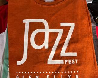 vintage graphic TShirt